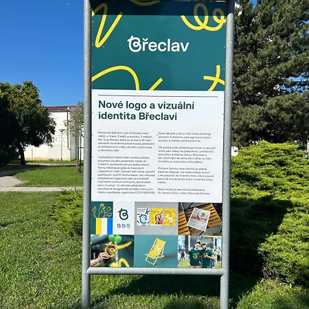 Stromoradni 17 Ii * Břeclav